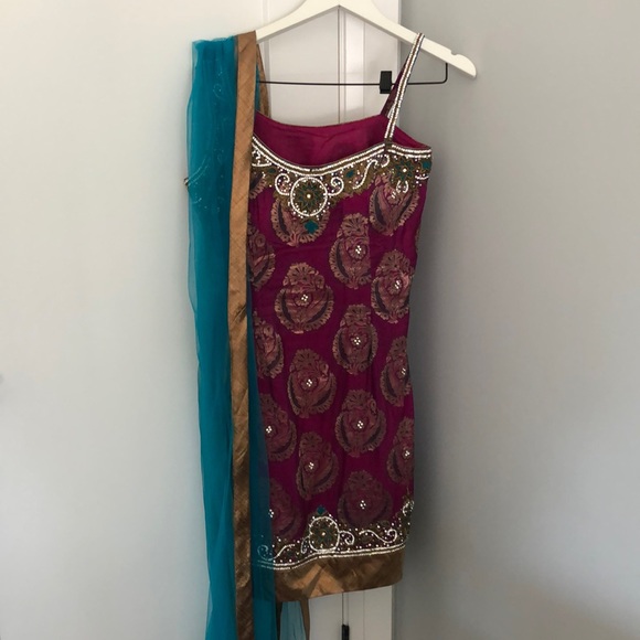 Fushia Indian Suit Size small - Picture 1 of 7